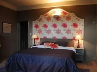 Next Door 4*