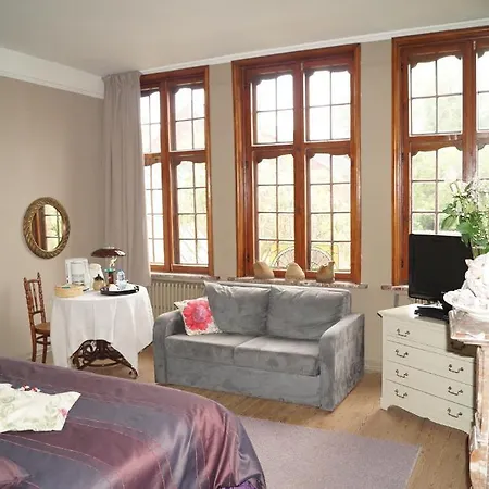 Bed and breakfast Next Door Brujas