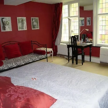 Next Door Bed and breakfast Brujas
